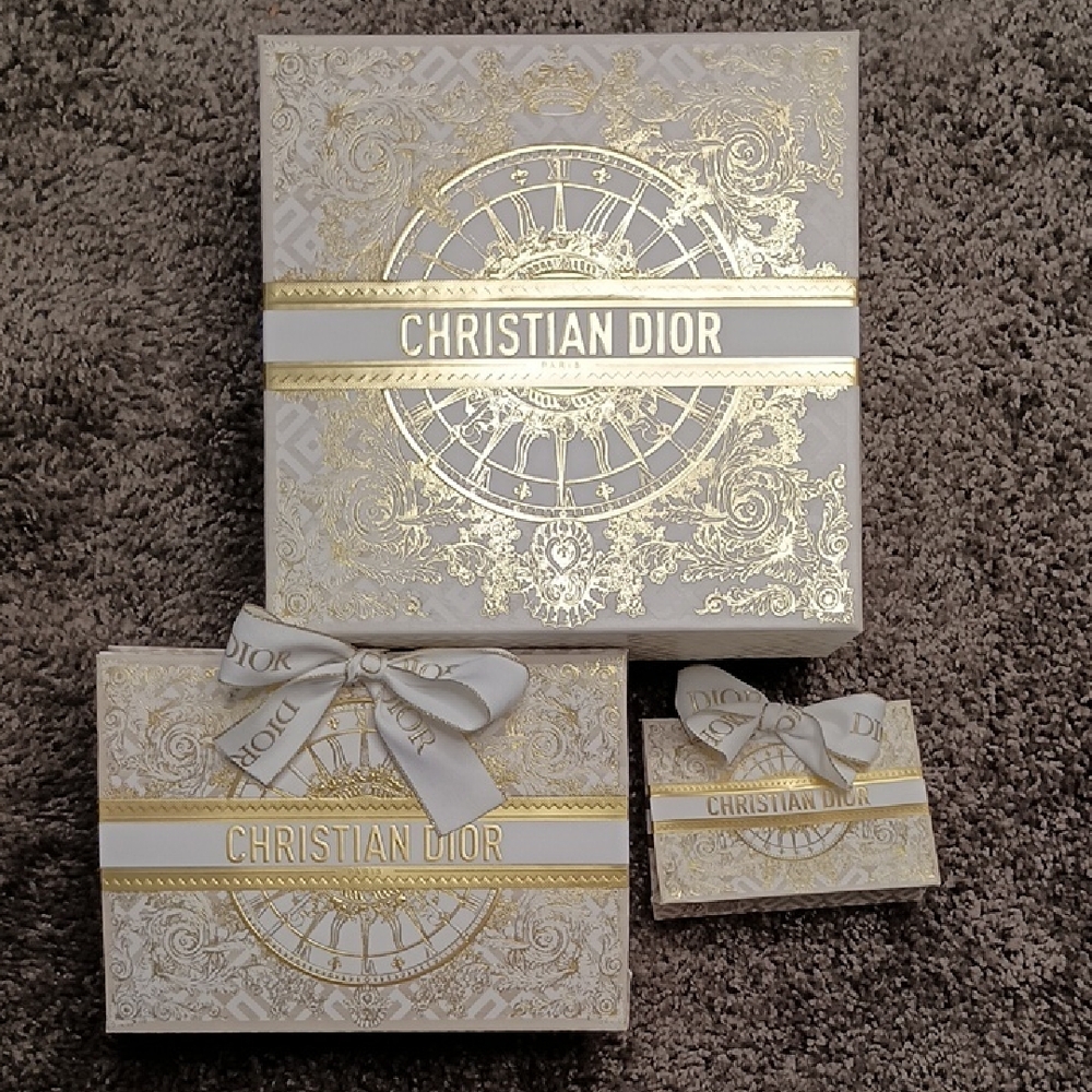 Dior 2024 Holiday Packaging